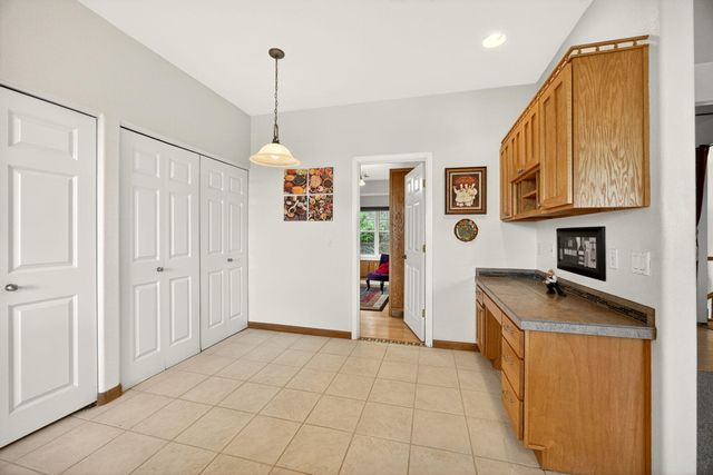 334 Andesite Drive, Jacksonville, OR 97530