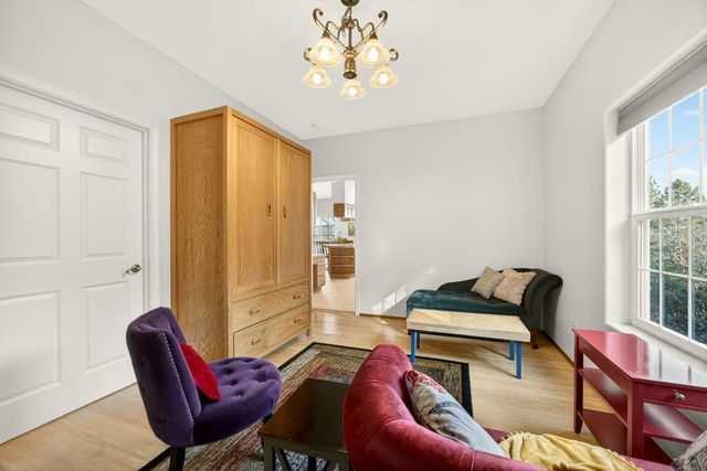 334 Andesite Drive, Jacksonville, OR 97530