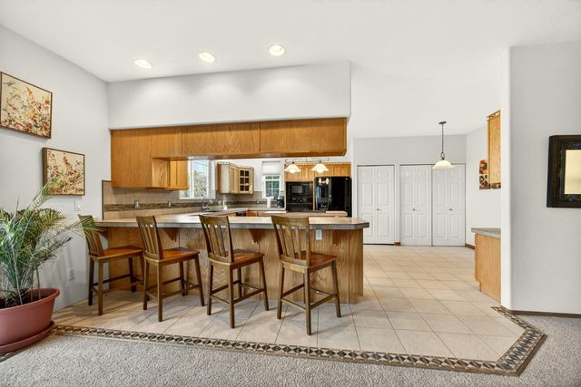 334 Andesite Drive, Jacksonville, OR 97530