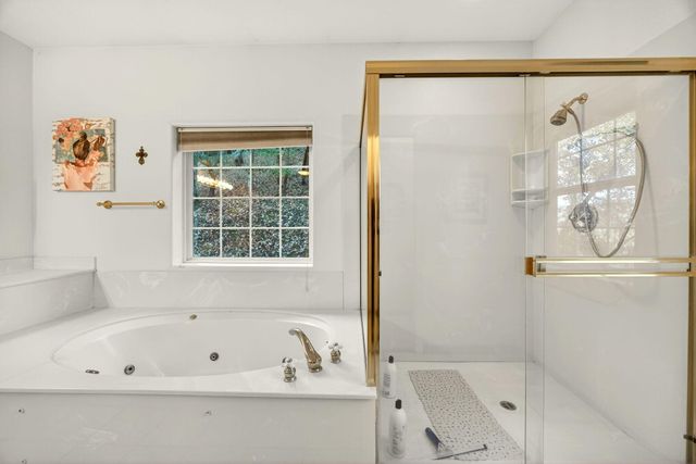 334 Andesite Drive, Jacksonville, OR 97530