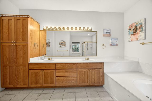 334 Andesite Drive, Jacksonville, OR 97530