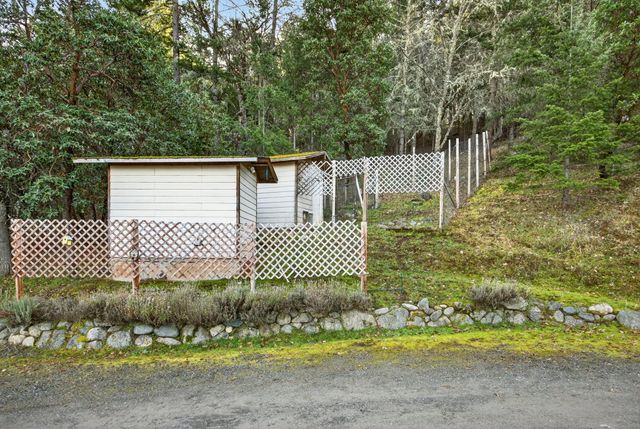 334 Andesite Drive, Jacksonville, OR 97530