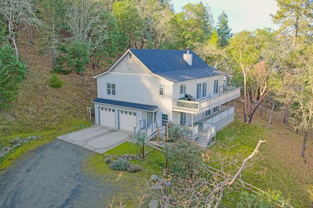 334 Andesite Drive, Jacksonville, OR 97530