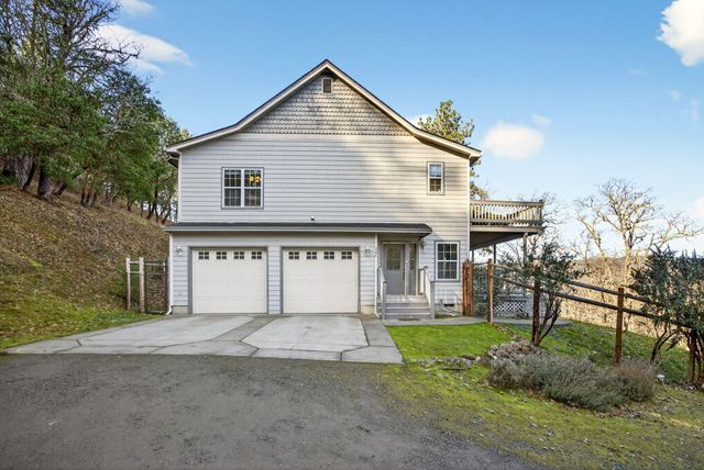 334 Andesite Drive, Jacksonville, OR 97530