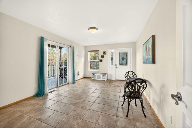 334 Andesite Drive, Jacksonville, OR 97530