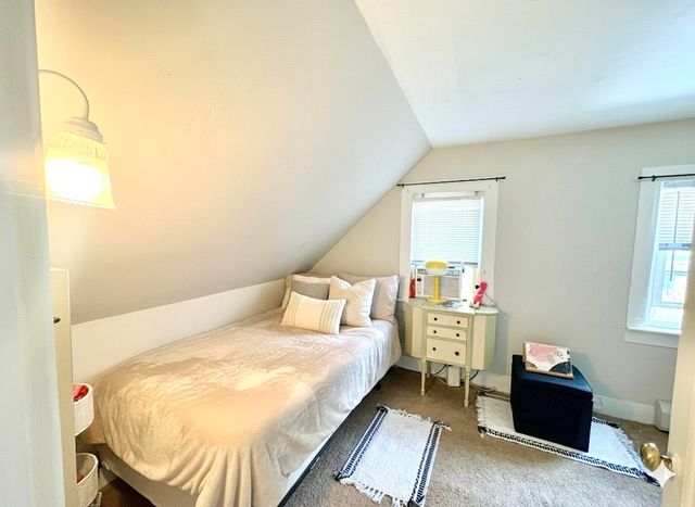 5 Kossuth Street, Exeter, NH 03833