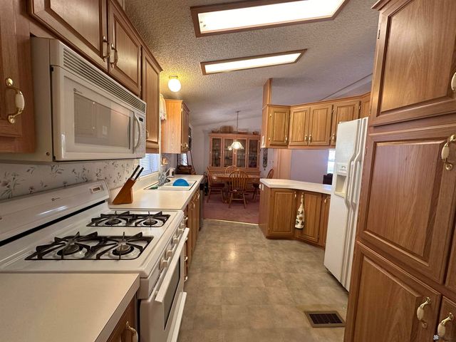 13193 E 45 Ln, Yuma, AZ 85367