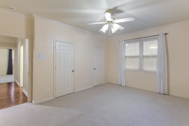 3642 Oak Leaf Cir, Tyler, TX 75707