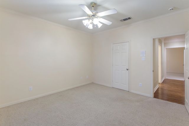 3642 Oak Leaf Cir, Tyler, TX 75707