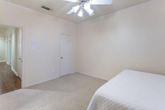 3642 Oak Leaf Cir, Tyler, TX 75707