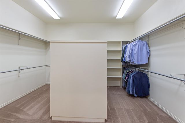 3642 Oak Leaf Cir, Tyler, TX 75707