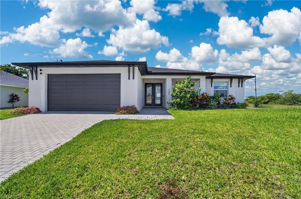 Image 32 of property listing at 1902 NE 20th ST, Cape Coral, FL 33909