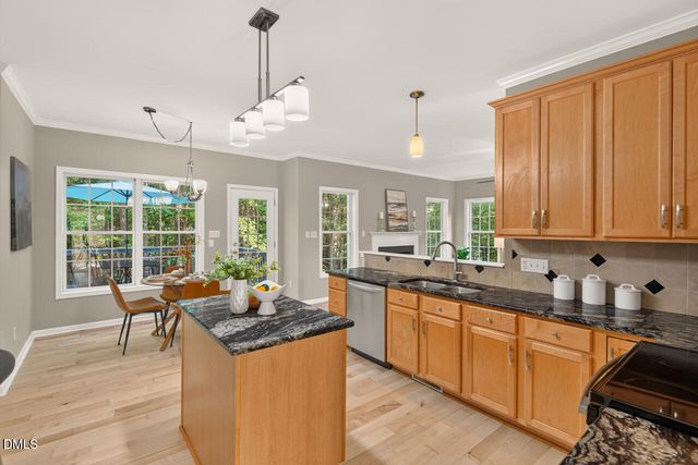 115 Camille Court, Chapel Hill, NC 27516