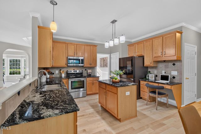115 Camille Court, Chapel Hill, NC 27516