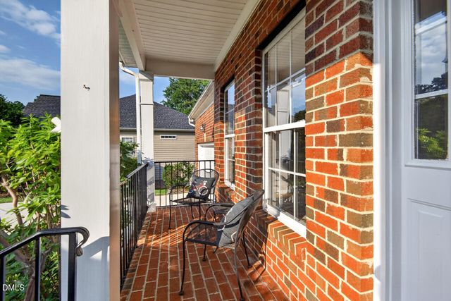 115 Camille Court, Chapel Hill, NC 27516