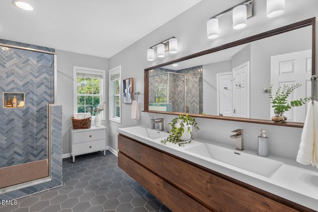 115 Camille Court, Chapel Hill, NC 27516