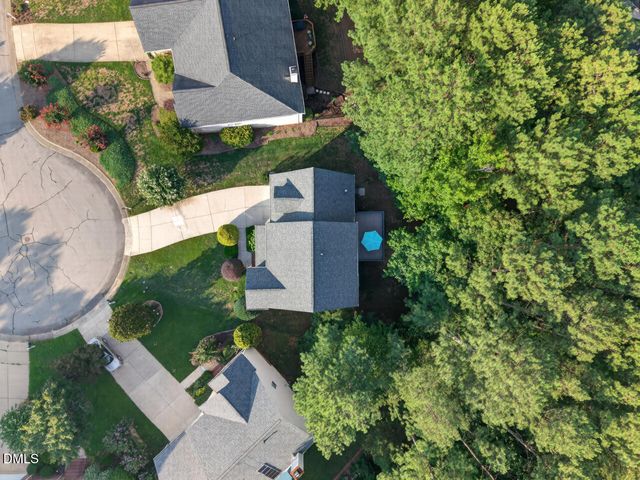 115 Camille Court, Chapel Hill, NC 27516