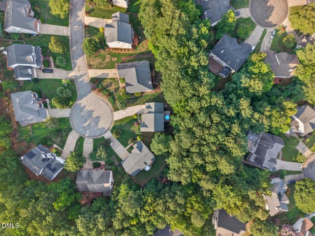 115 Camille Court, Chapel Hill, NC 27516