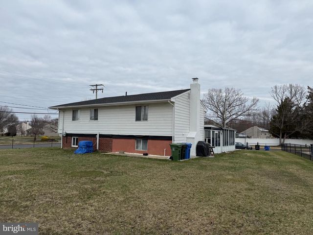 237 CAPITAL DR, Mantua, NJ 08051