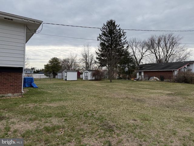 237 CAPITAL DR, Mantua, NJ 08051