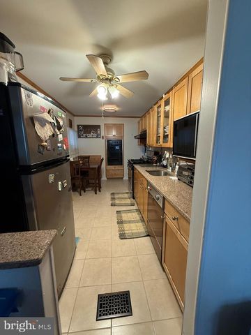 237 CAPITAL DR, Mantua, NJ 08051