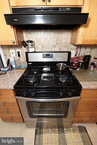 237 CAPITAL DR, Mantua, NJ 08051