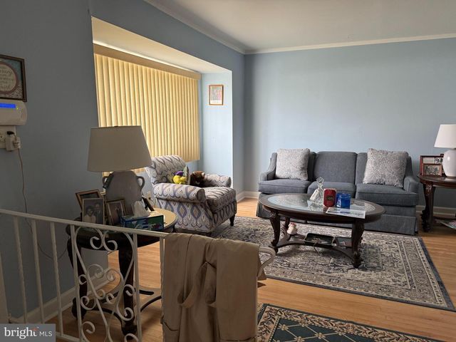 237 CAPITAL DR, Mantua, NJ 08051