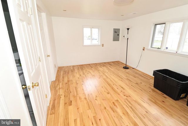 237 CAPITAL DR, Mantua, NJ 08051