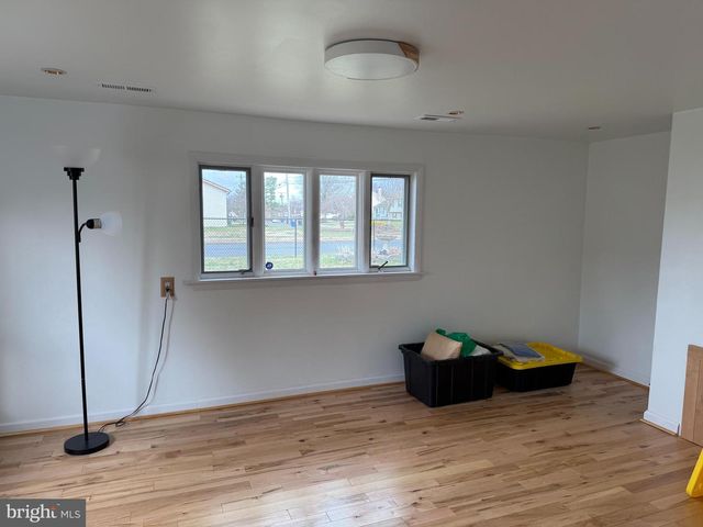 237 CAPITAL DR, Mantua, NJ 08051