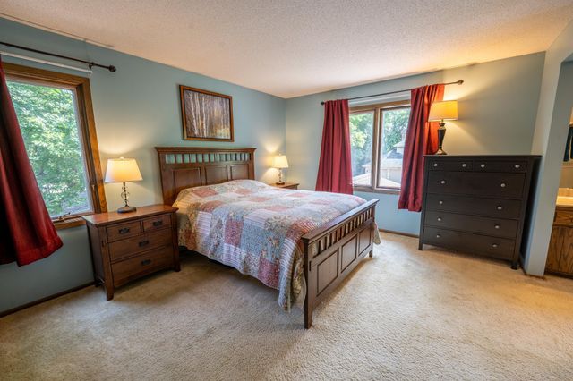 9250 Talus Circle, Eden Prairie, MN 55347