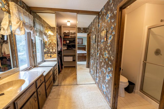 9250 Talus Circle, Eden Prairie, MN 55347