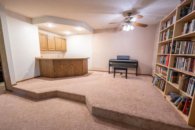 9250 Talus Circle, Eden Prairie, MN 55347