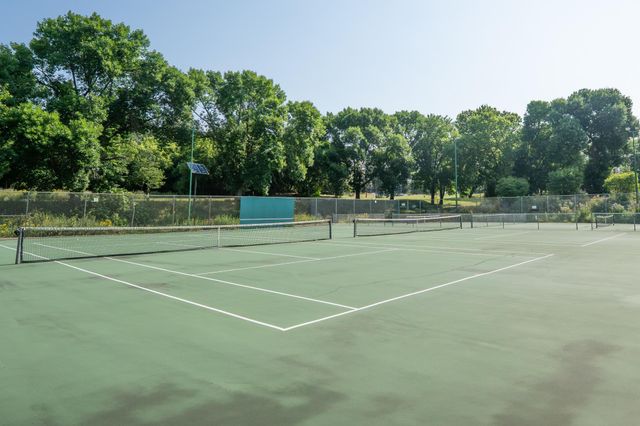 9250 Talus Circle, Eden Prairie, MN 55347