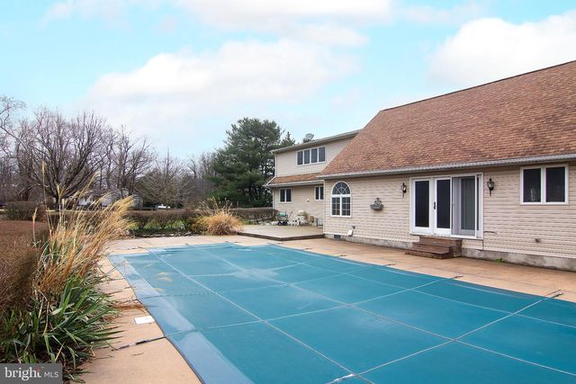 3808 FALLS RD, Manchester, MD 21102