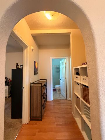 33 Kneeland St, Colfax, CA 95713