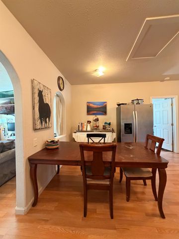 33 Kneeland St, Colfax, CA 95713