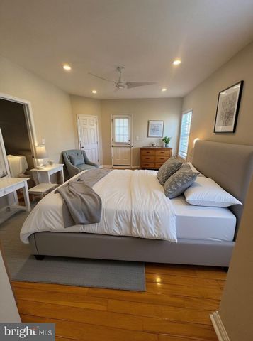 2239 RIDGE PL SE, Washington, DC 20020