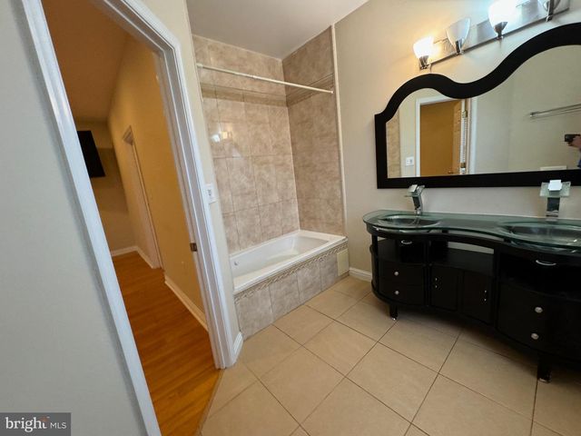 2239 RIDGE PL SE, Washington, DC 20020