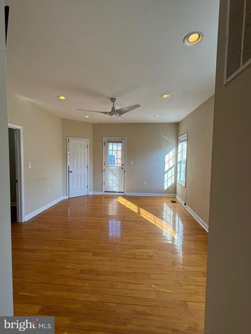 2239 RIDGE PL SE, Washington, DC 20020