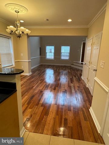 2239 RIDGE PL SE, Washington, DC 20020