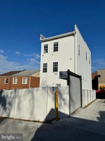 2239 RIDGE PL SE, Washington, DC 20020