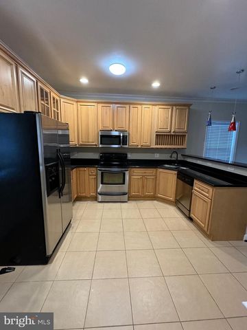 2239 RIDGE PL SE, Washington, DC 20020