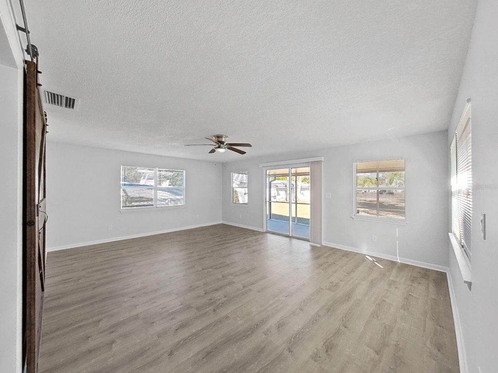 Image 20 of property listing at 740 KNOWLES ROAD, Brandon, FL 33511