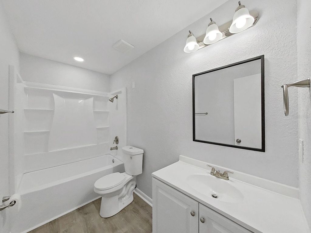 Image 23 of property listing at 740 KNOWLES ROAD, Brandon, FL 33511