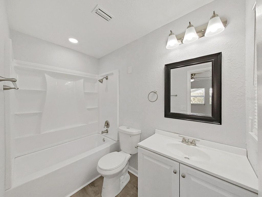 Image 26 of property listing at 740 KNOWLES ROAD, Brandon, FL 33511