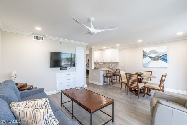 10 Tampa PL 402, Marco Island, FL 34145