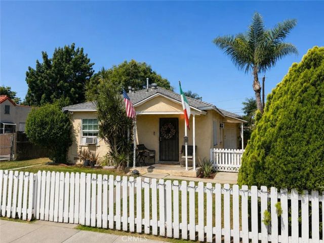 7901-7903 Washington, Whittier, CA 90602