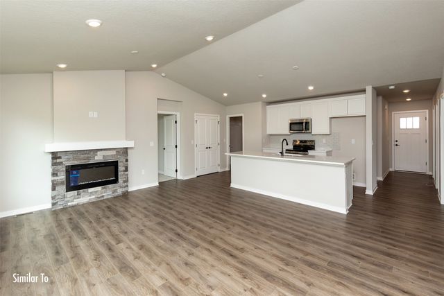 4005 SE 30th Street, Ankeny, IA 50021