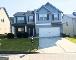 2414 Quincy Loop # 161, Fairburn, GA 30213