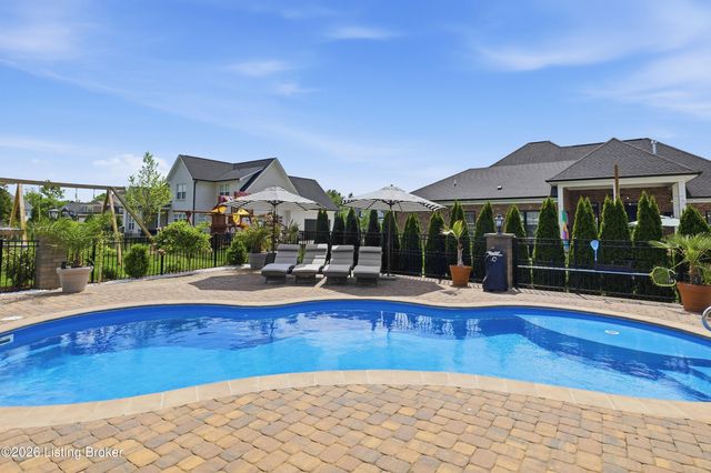 6368 Clore Ln, Crestwood, KY 40014